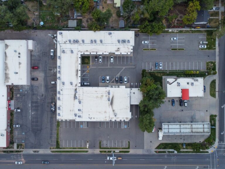 2100-Plaza-4