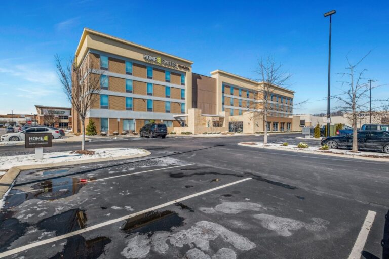 Bellevue-Mall-OR-46
